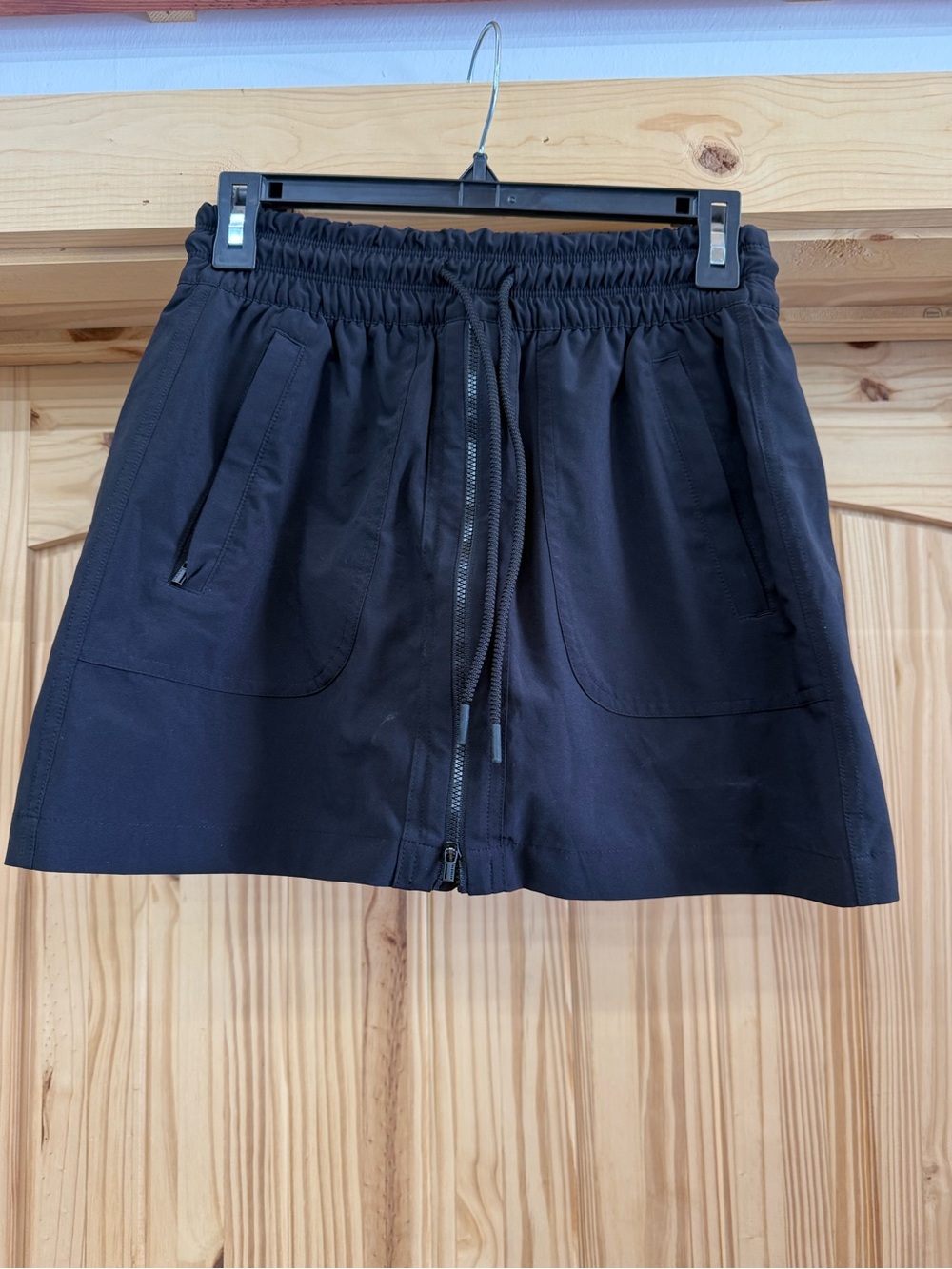 Athleta Black Elastic-Waist Performance Skort